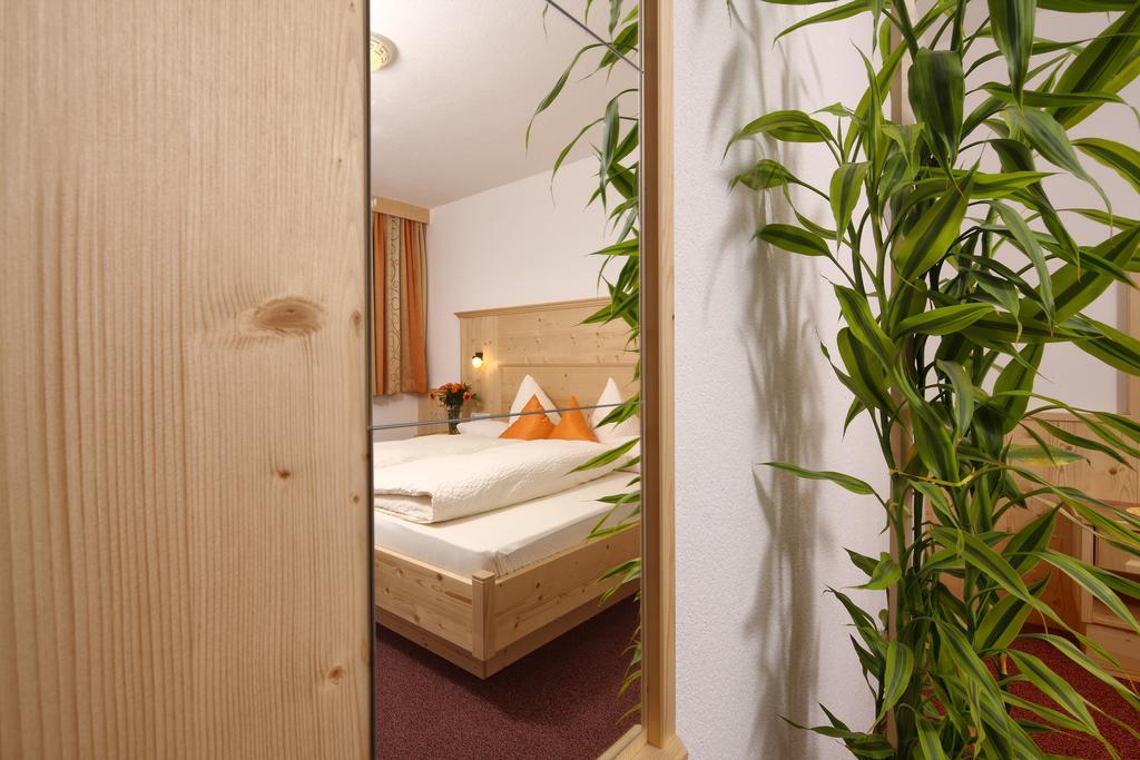 Landhaus Zell レンゲンフェルト エクステリア 写真